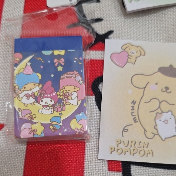 Cute Character Sticky Notes Set - Picture 2 of 4